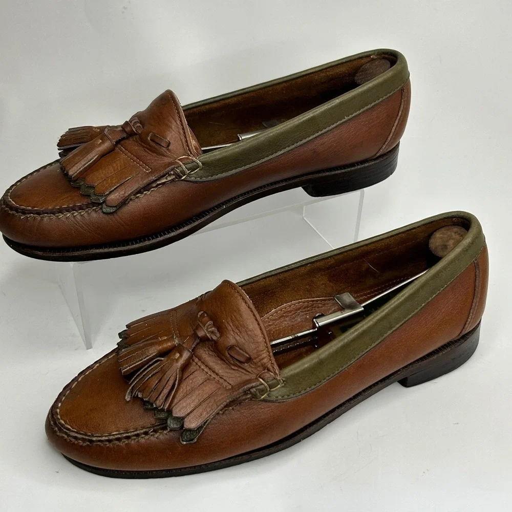 VTG Cole Haan Mens Made in USA Brown Leather Tassel Kiltie Loafers Green Trim 10